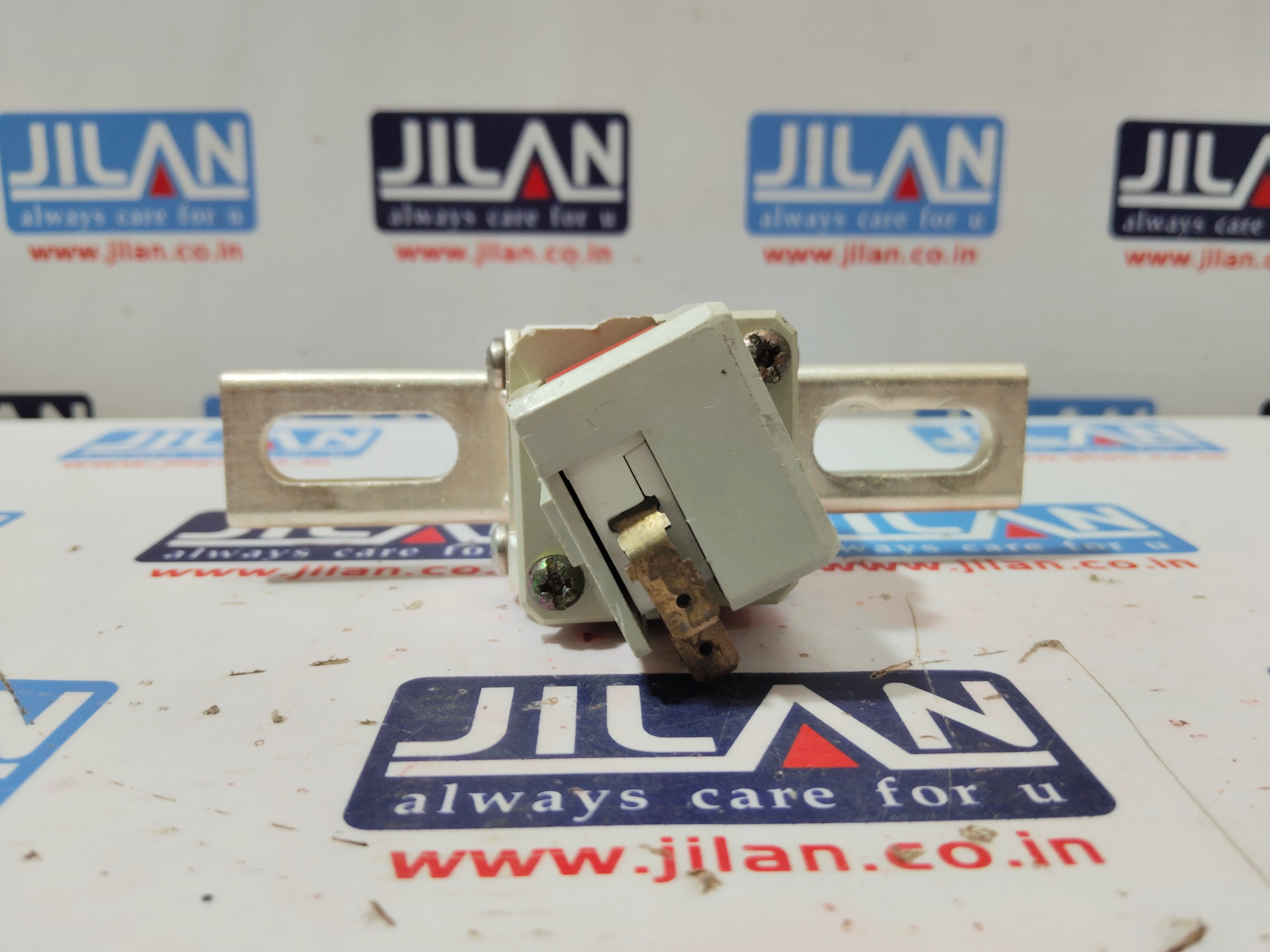 A070UD30KI315